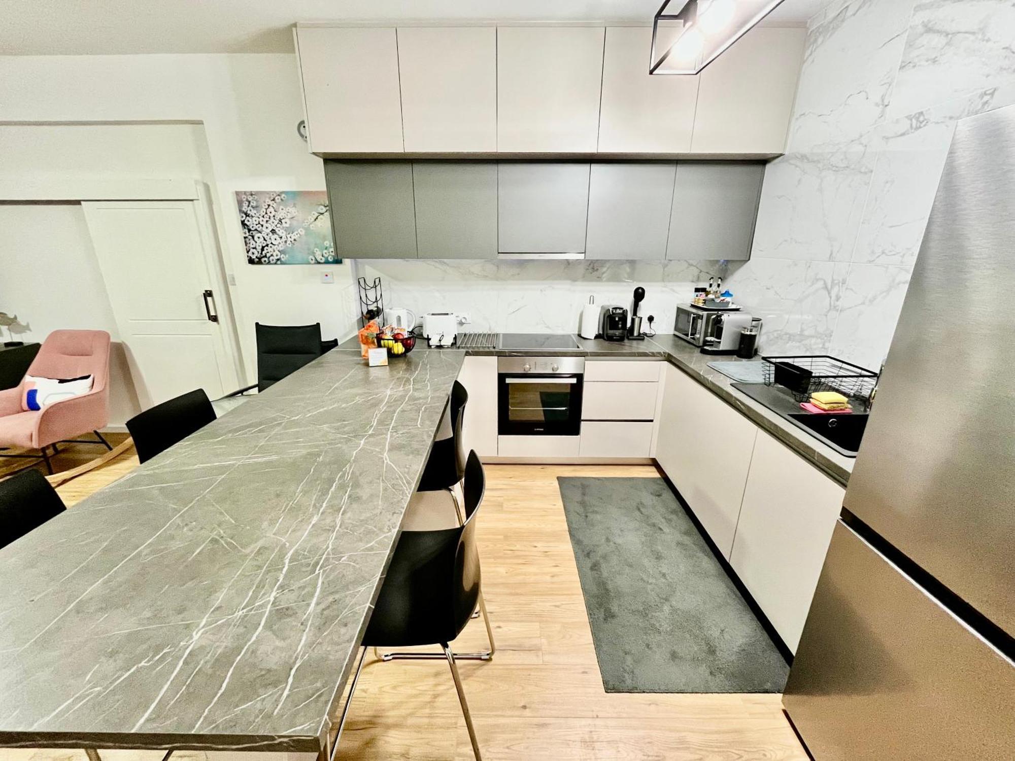 Modern Apartment Near Mckenzie Beach Larnaca Luaran gambar