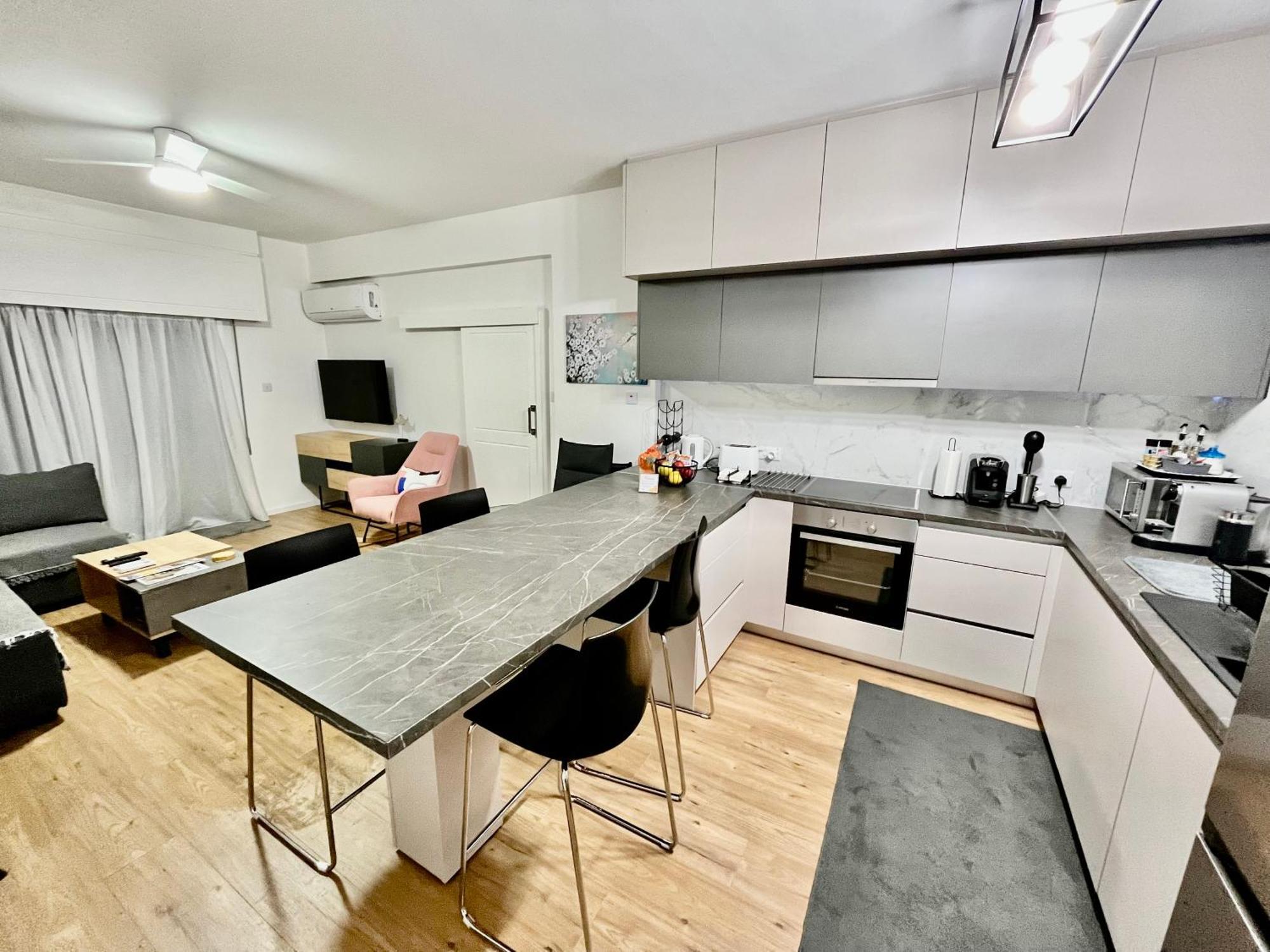 Modern Apartment Near Mckenzie Beach Larnaca Luaran gambar