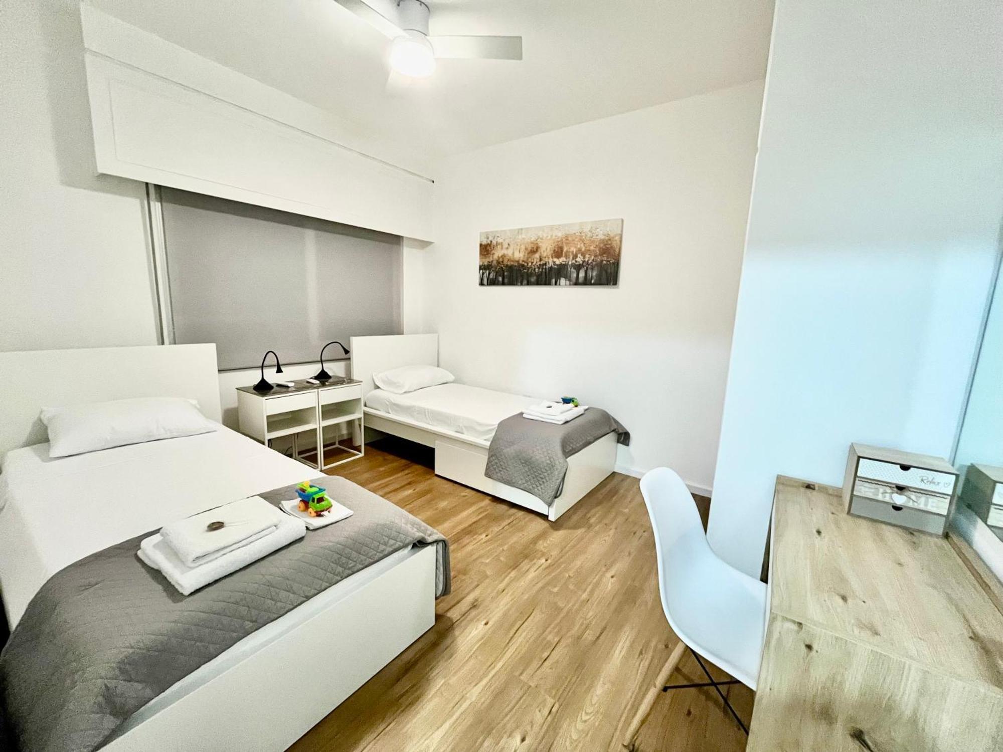 Modern Apartment Near Mckenzie Beach Larnaca Luaran gambar